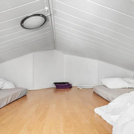 M431-vaeggerlose-marielyst-strandpark-273 Bøtø By